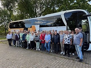 Die Herzsportgruppe machte sich auf den Weg nach Nebra und zu duftenden Rosen