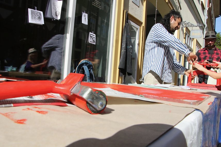 Kinderrechte-Fest in der Flohburg und Essen der Kulturen in der Kurzen Meile in Nordhausen