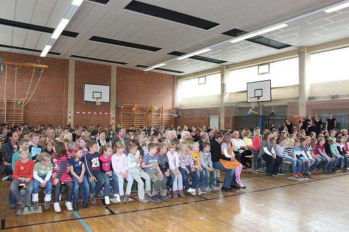 Eine Schule hat gefeiert