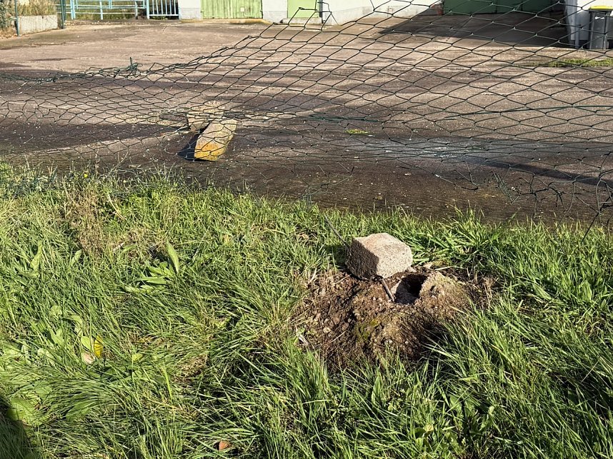 Viel Schaden und vom Verursacher bisher keine Spur