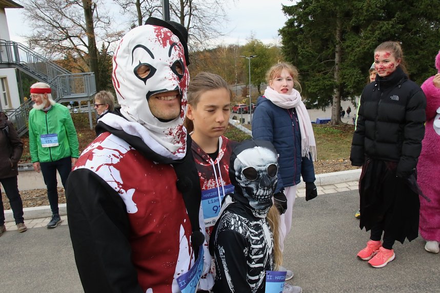 Schlammspa&szlig; und Sport: das 2. Harzer Hexenrennen 