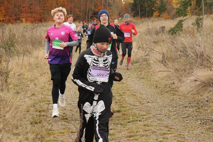 Schlammspa&szlig; und Sport: das 2. Harzer Hexenrennen 