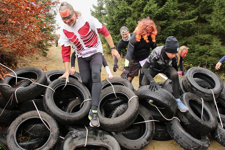 Schlammspa&szlig; und Sport: das 2. Harzer Hexenrennen 