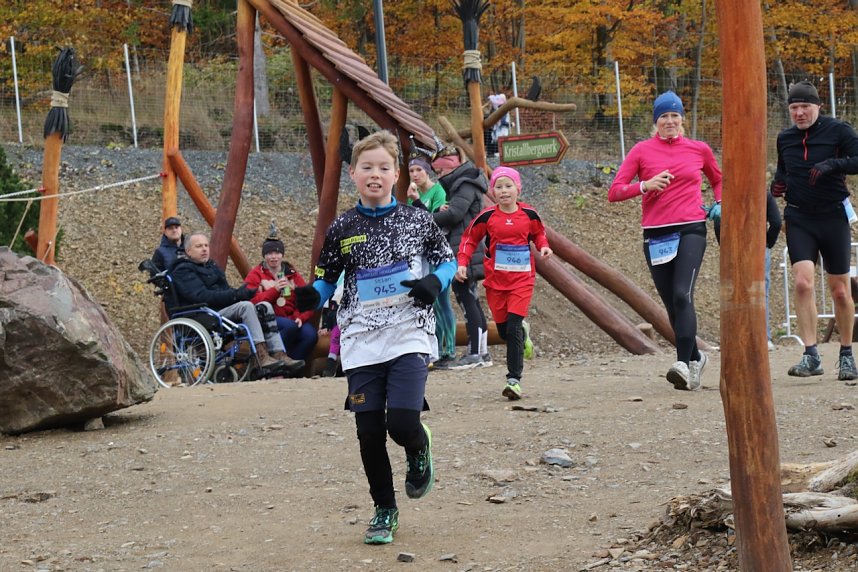 Schlammspa&szlig; und Sport: das 2. Harzer Hexenrennen 