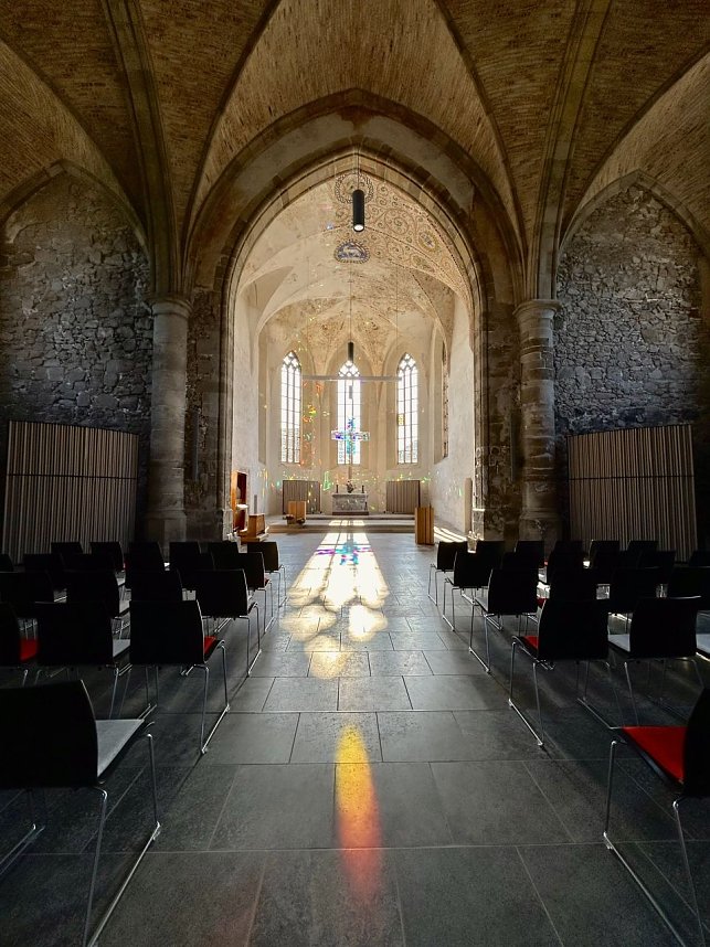 And the winner is... klang es am Reformationstag durch die Blasiikirche in Nordhausen. Die Preistr&auml;ger des Fotowettbewerbs der Ausstellung LICHTwege des K&uuml;nstlers Ludger Hinse wurden in einem strahlenden Finale geehrt.