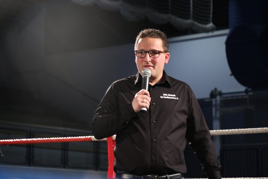 Boxgala in der Wiedigsburghalle