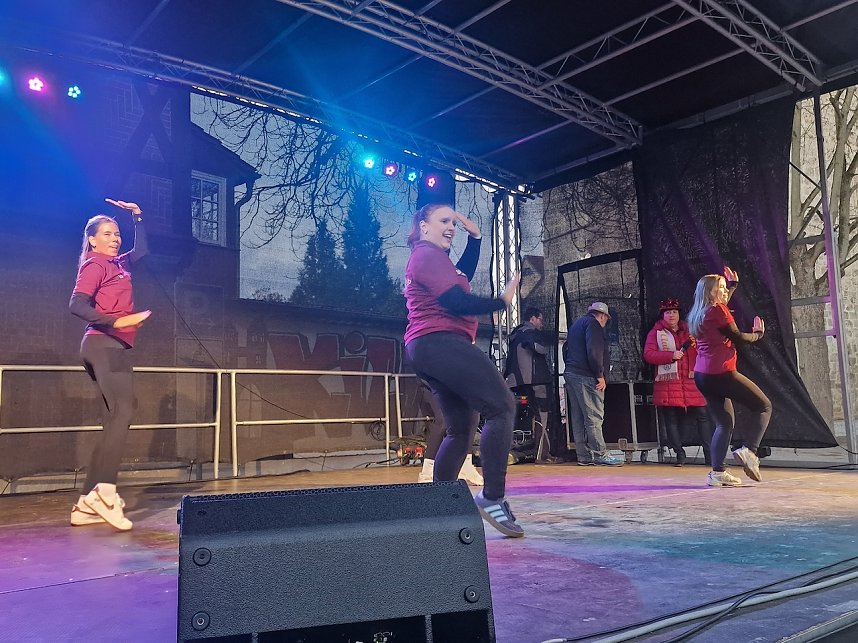 Die Nordh&auml;user Karnevalsvereine gaben auf dem Blasiikirchplatz den Startschuss f&uuml;r die 5. Jahreszeit