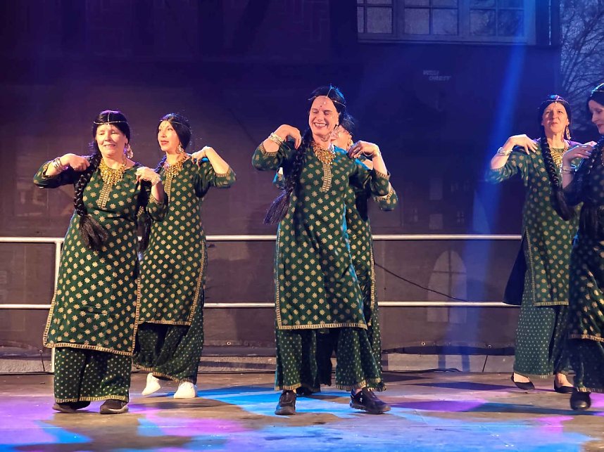 Schl&uuml;ssel&uuml;bergabe am Nordh&auml;user Rathaus