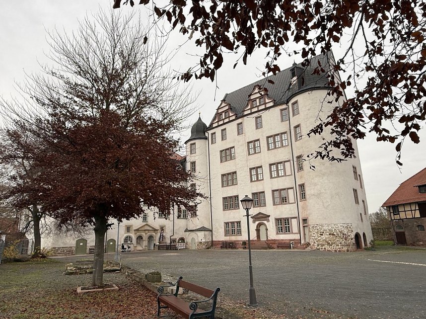 Neustart im Heringer Schlosscaf&eacute;