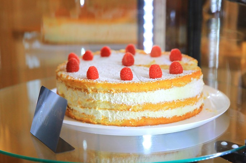 Neustart im Heringer Schlosscaf&eacute;