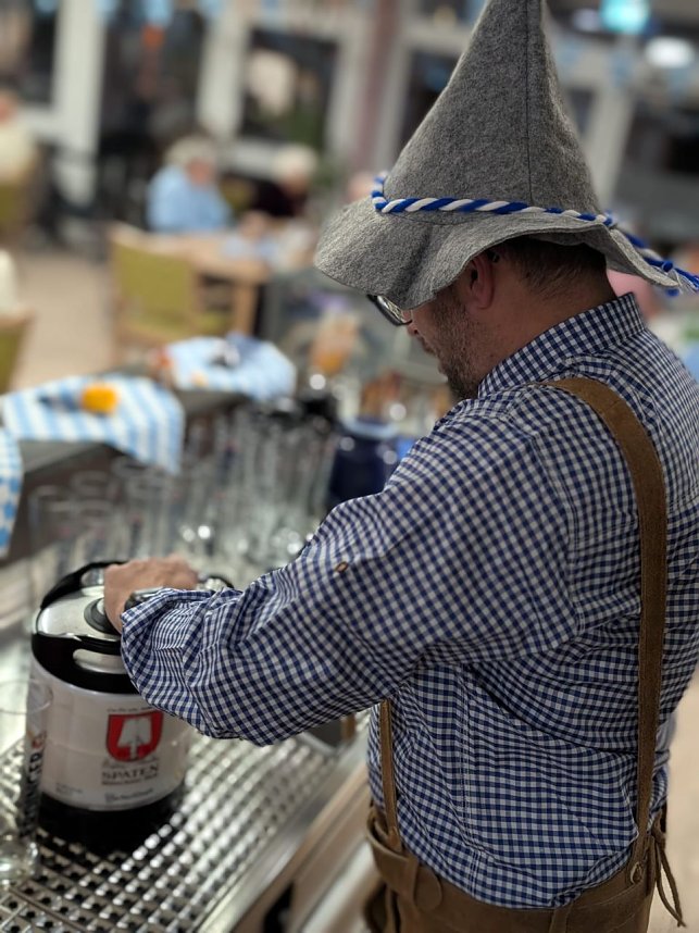 Bayerischer Arbeit im Landhaus am Schlosspark