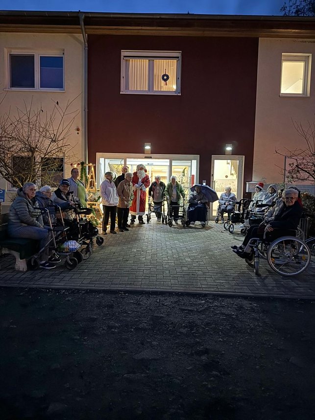 Der Nikolauskorso auf dem Weg durch Werther