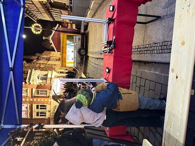 Bleicher&ouml;der Sch&uuml;tzenjugend auf dem Weihnachtsmarkt