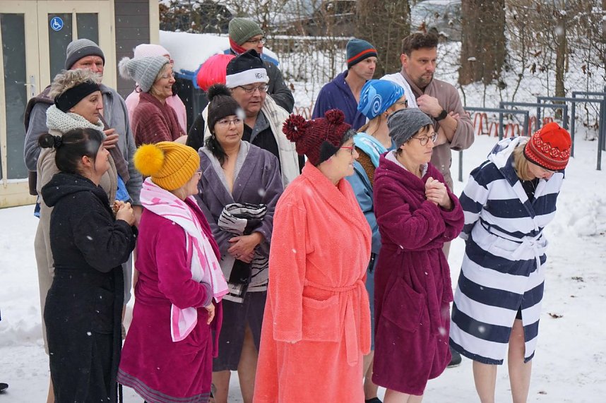 Eisbader in Neustadt 