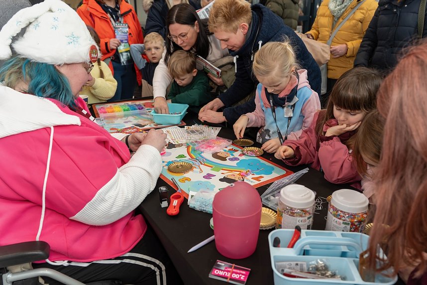 Schulranzentag und Skoda-Buffett im Skoda-Autohaus in Nordhausen