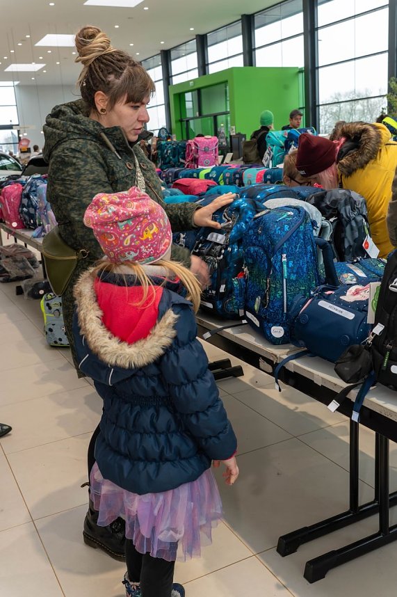 Schulranzentag und Skoda-Buffett im Skoda-Autohaus in Nordhausen
