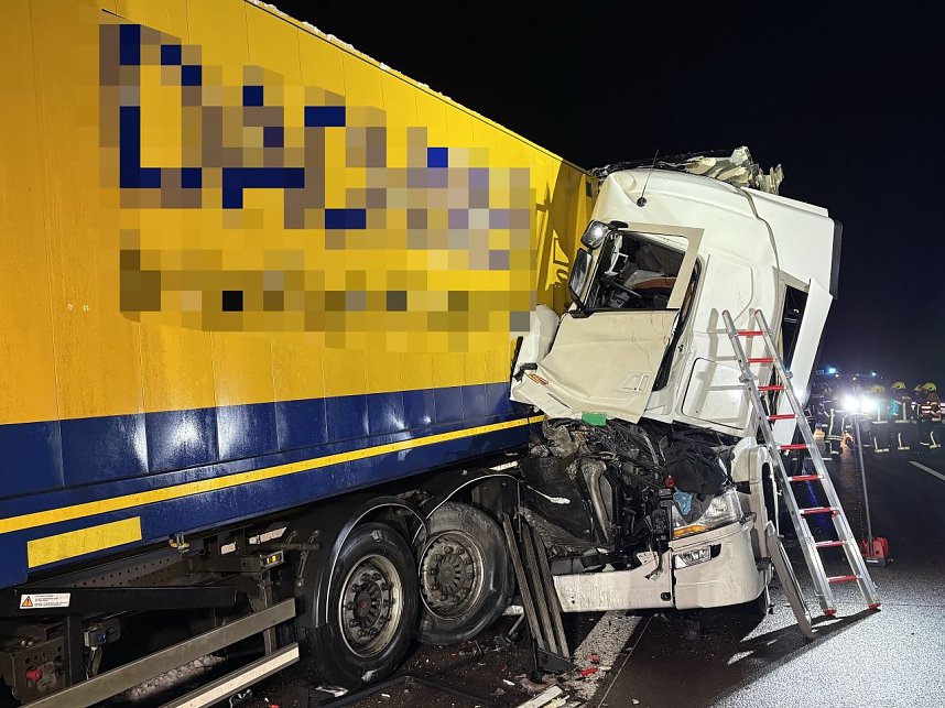 Ein Lkw-Unfall ereignete sich auf der A38.