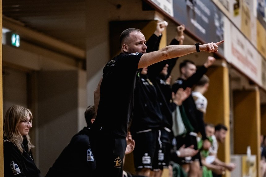 Handball der Spitzenklasse in der Ballspielhalle.