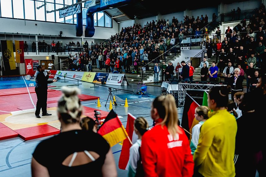 17. Kugelsto&szlig;-Indoor in Nordhausen