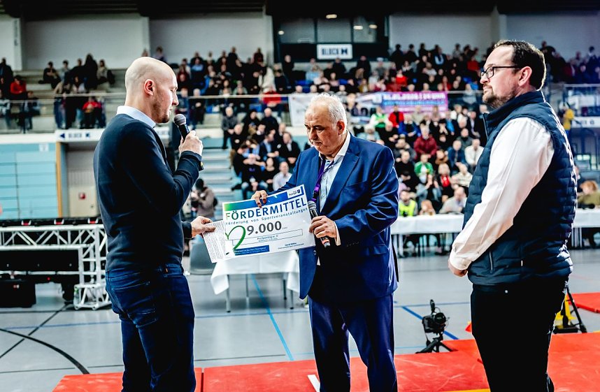 17. Kugelsto&szlig;-Indoor in Nordhausen