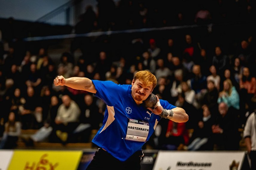 Der M&auml;nnerwettkampf beim 17. Kugelsto&szlig;-Indoor.
