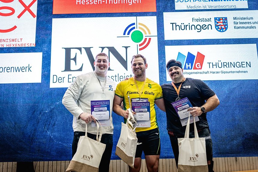 Der M&auml;nnerwettkampf beim 17. Kugelsto&szlig;-Indoor.