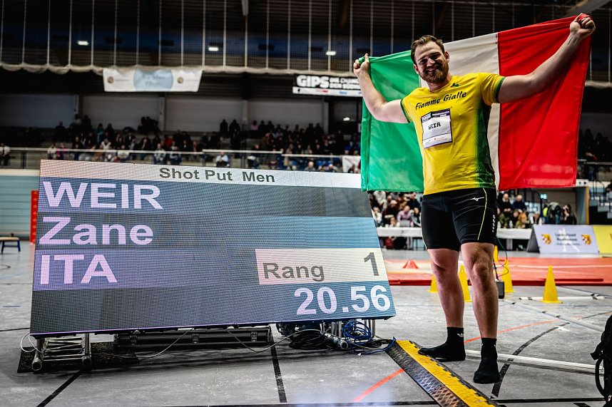 Der M&auml;nnerwettkampf beim 17. Kugelsto&szlig;-Indoor.