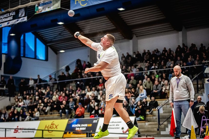 Der M&auml;nnerwettkampf beim 17. Kugelsto&szlig;-Indoor.