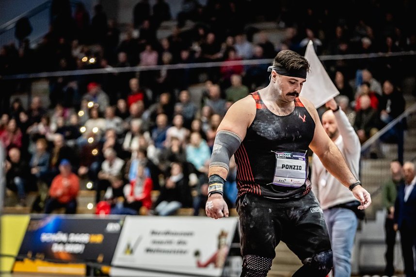 Der M&auml;nnerwettkampf beim 17. Kugelsto&szlig;-Indoor.