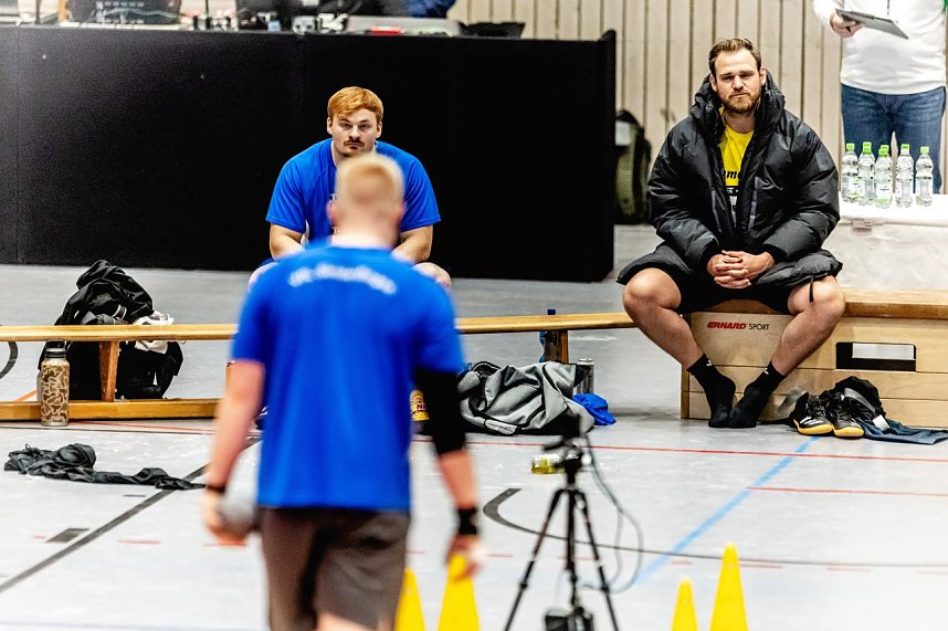 Der M&auml;nnerwettkampf beim 17. Kugelsto&szlig;-Indoor.