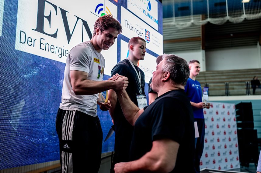 Bilder vom U-20-Wettkampf beim Kugelsto&szlig;-Indoor. 