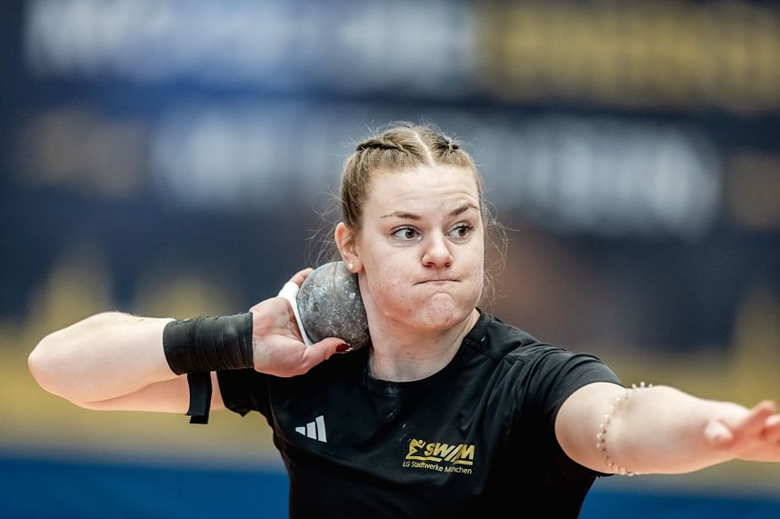 Bilder vom U-20-Wettkampf beim Kugelsto&szlig;-Indoor. 