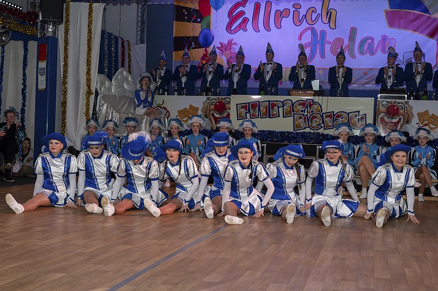 S&uuml;dharzhalle Ellrich kochte beim Auftakt mit neuem Prinzenpaar