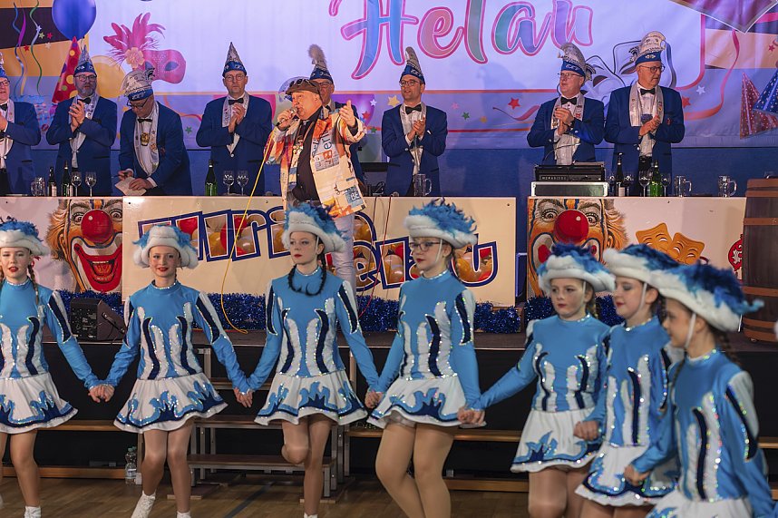 S&uuml;dharzhalle Ellrich kochte beim Auftakt mit neuem Prinzenpaar