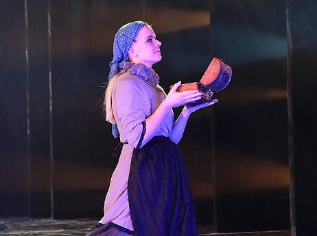 Das Ballettm&auml;rchen Aschenbr&ouml;del, aufgef&uuml;hrt von den Sch&uuml;lerinnen und Sch&uuml;lern des Tanzstudios Radeva. 