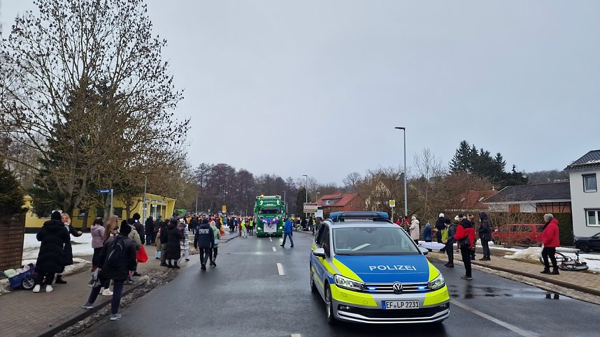 Umzug zum 66. Jubil&auml;um des Krimder&ouml;der Karnevalsclubs