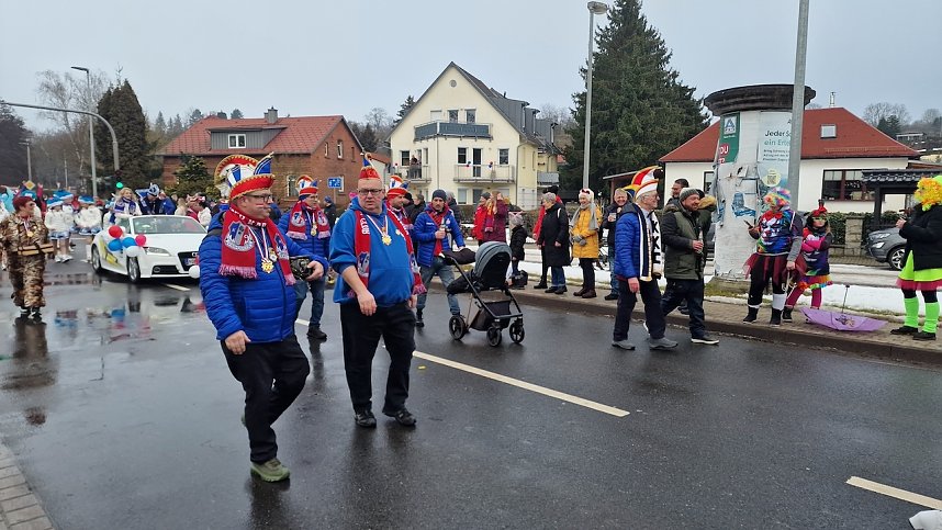 Umzug zum 66. Jubil&auml;um des Krimder&ouml;der Karnevalsclubs