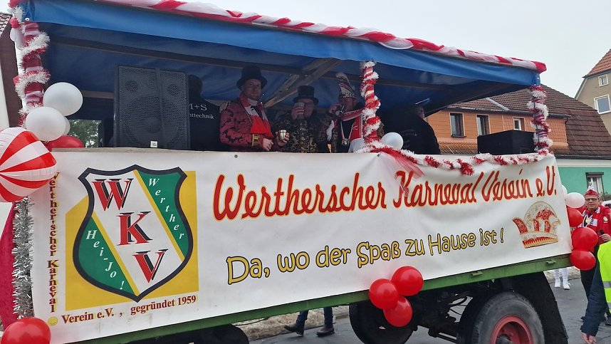 Umzug zum 66. Jubil&auml;um des Krimder&ouml;der Karnevalsclubs