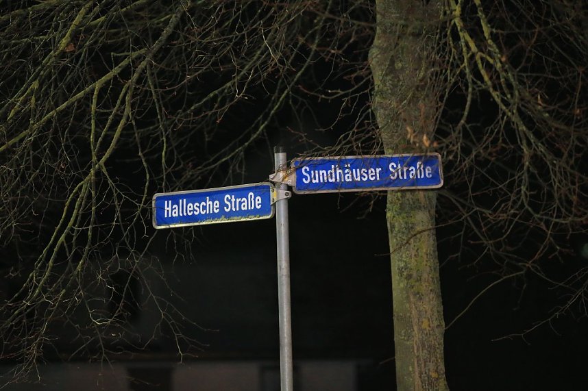 Zu einer Auseinander zwischen einem 15-J&auml;hrigen und einem 39-J&auml;hrigen kam es am Dienstagabend in der Sundh&auml;user Stra&szlig;e.