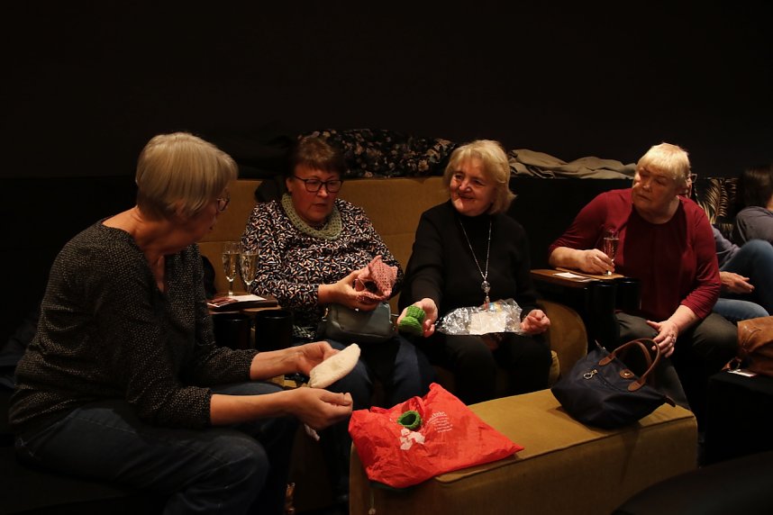 "Wollkommen" im Strickkino in Nordhausen