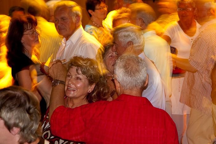 Tanz-Tee im Jugendclubuhaus