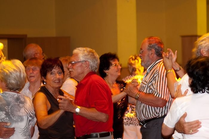 Tanz-Tee im Jugendclubuhaus