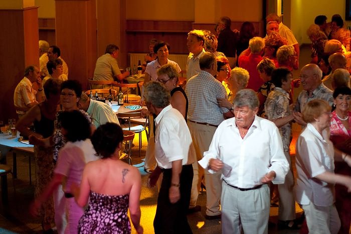 Tanz-Tee im Jugendclubuhaus