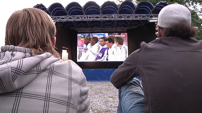 Fu&szlig;ballgucken auf dem Berg