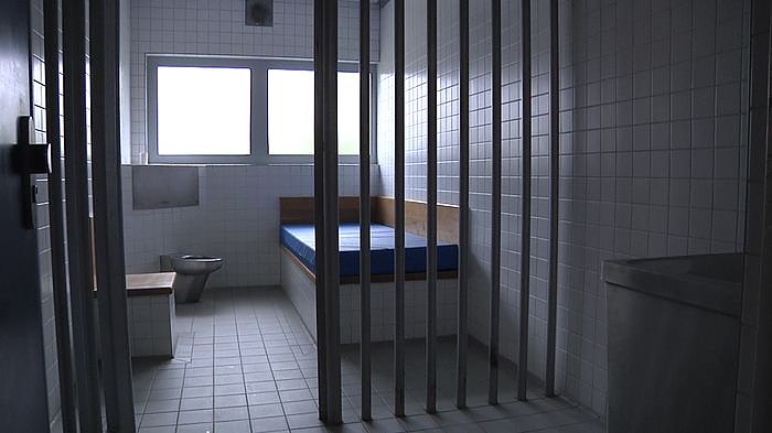 Offene T&uuml;ren bei der Polizei