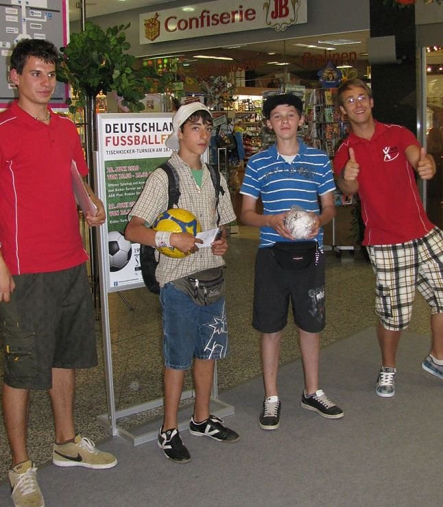 Kickern in der Galerie