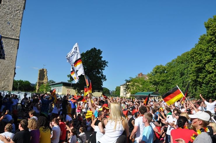 Public Viewing auf den Petersberg