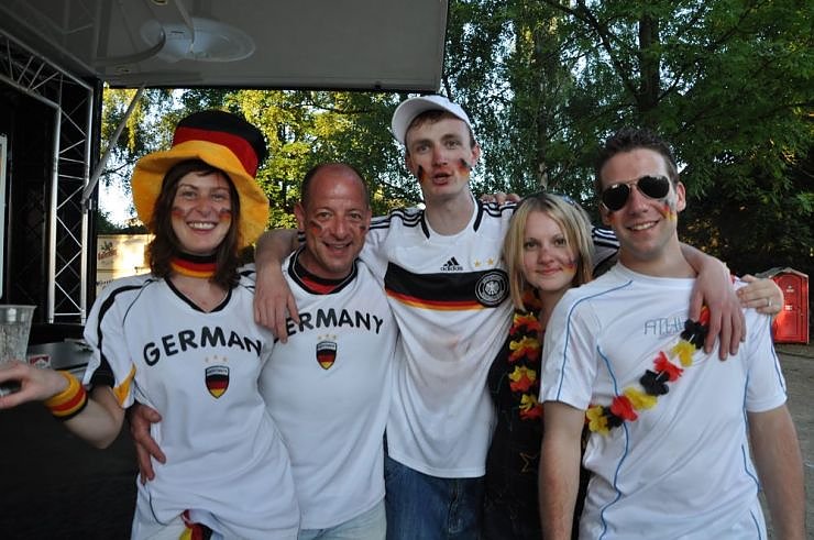 Public Viewing auf den Petersberg