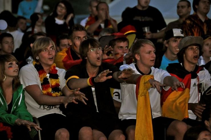 Public Viewing auf den Petersberg