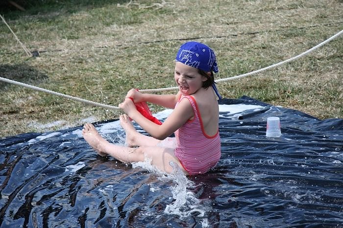 Gel&auml;ndespiel und Wasserschlacht